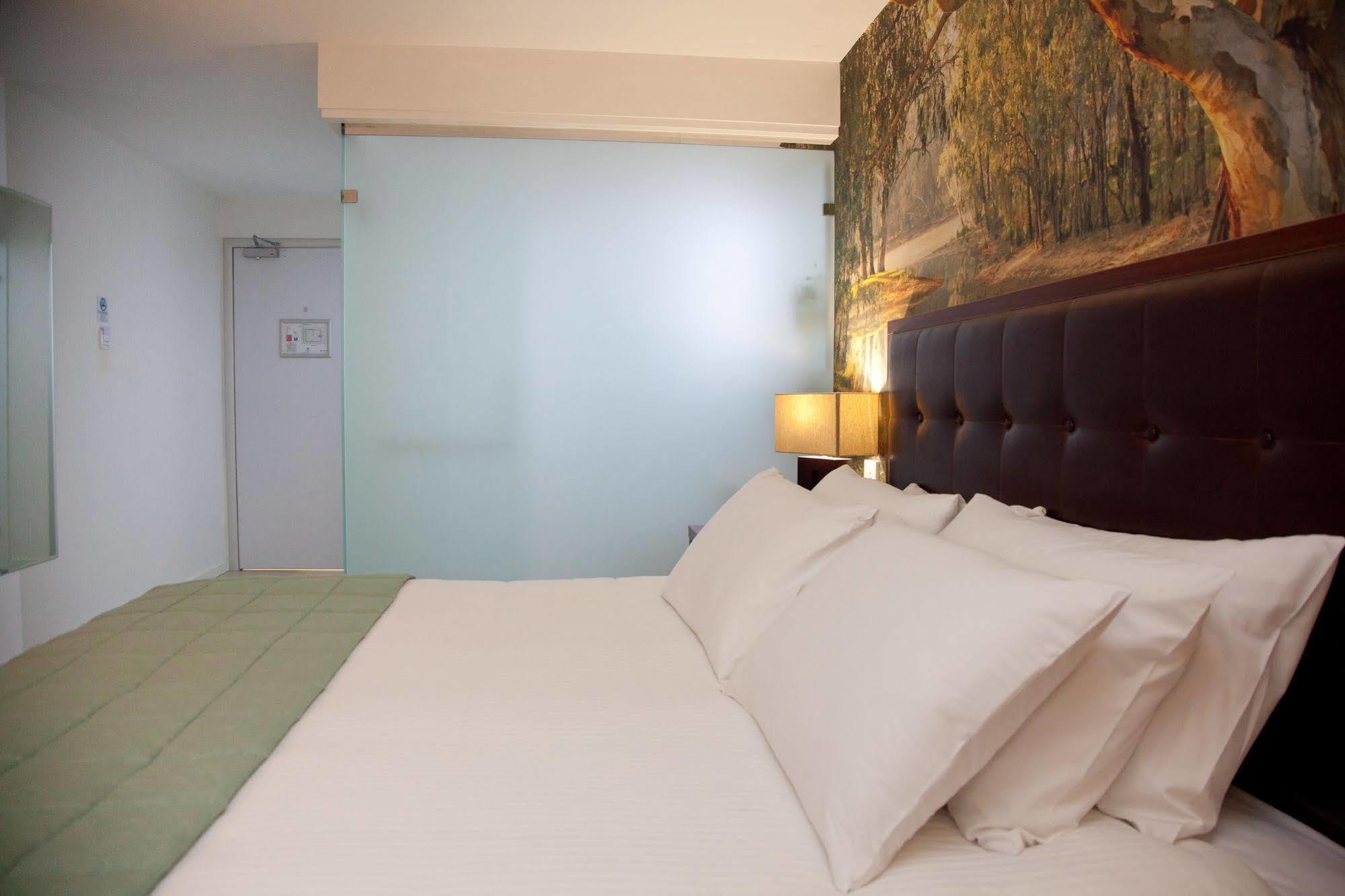 Grand Hotel And Studios Wyong Dış mekan fotoğraf