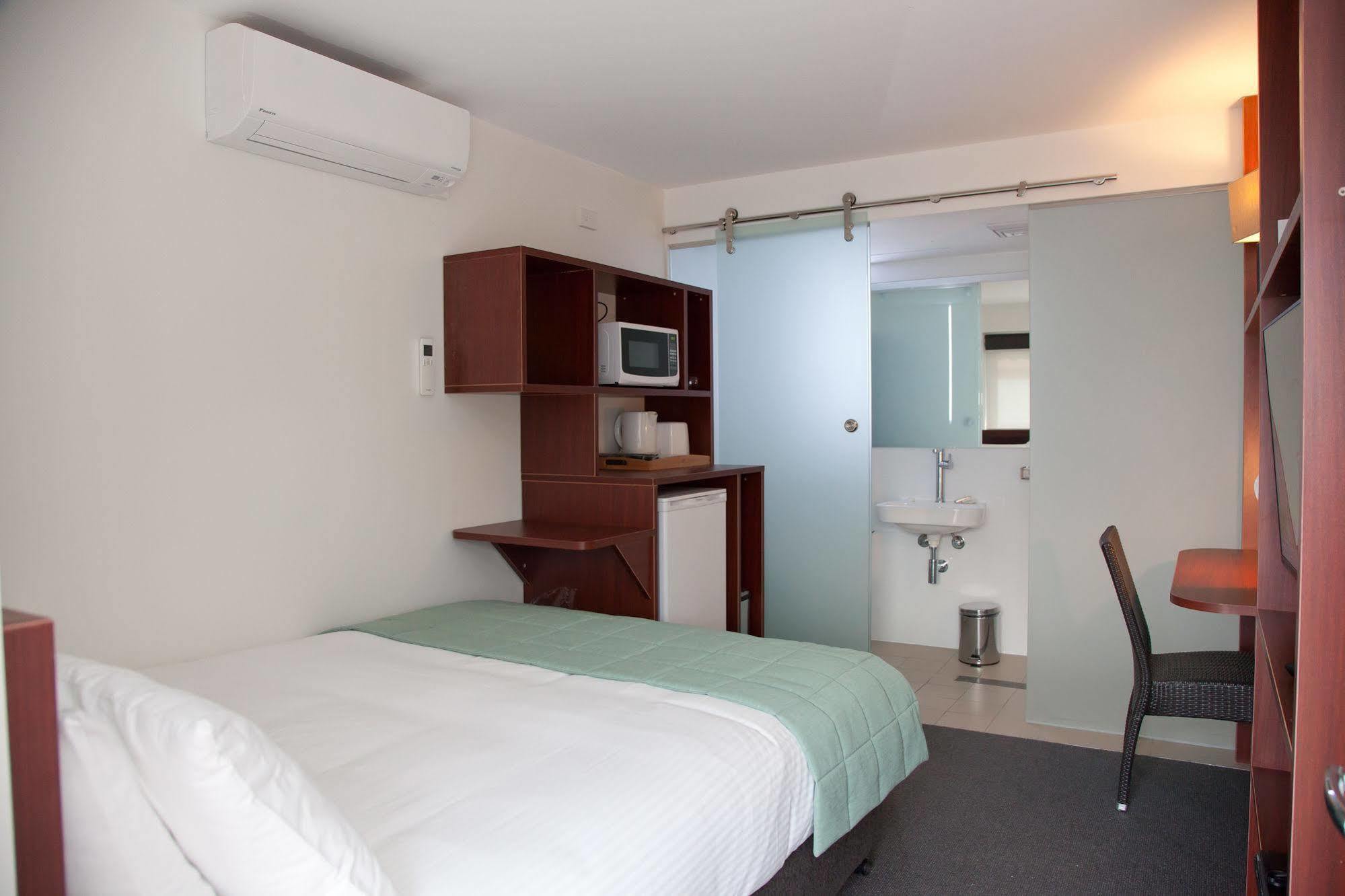 Grand Hotel And Studios Wyong Dış mekan fotoğraf